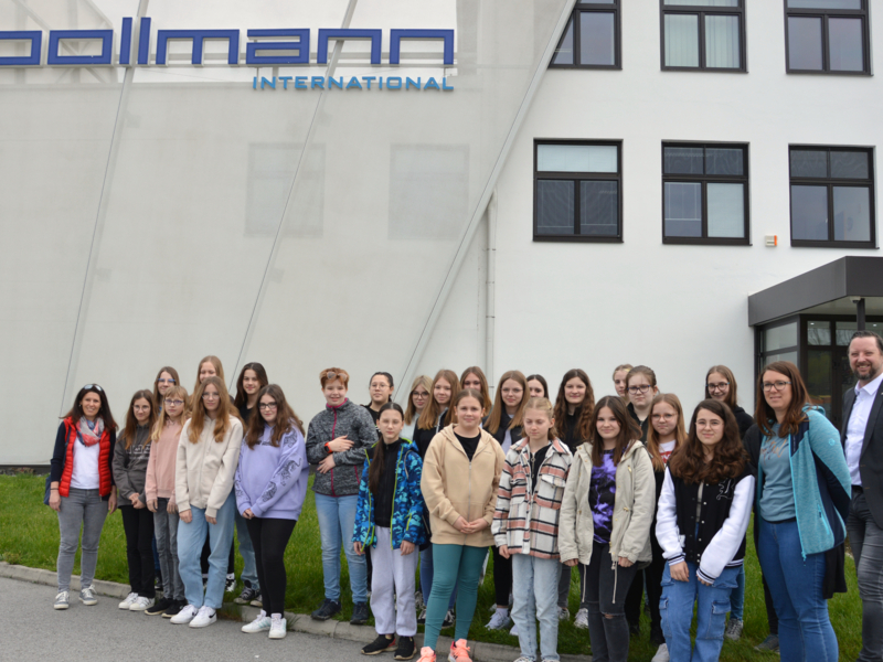 D a De Las Ni as En Pollmann Pollmann International